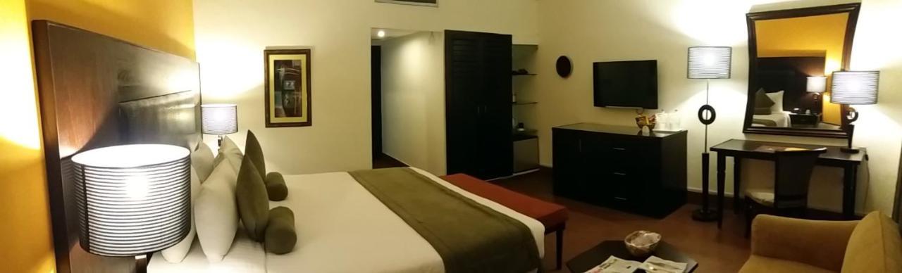 Smart Hotel Λαχόρη Εξωτερικό φωτογραφία