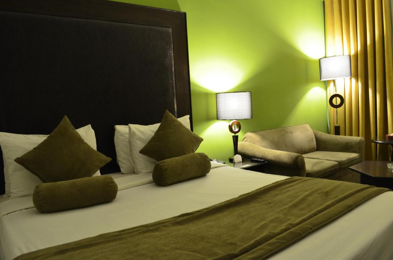 Smart Hotel Λαχόρη Εξωτερικό φωτογραφία