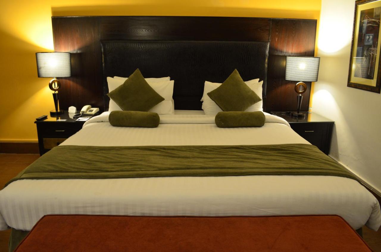 Smart Hotel Λαχόρη Εξωτερικό φωτογραφία