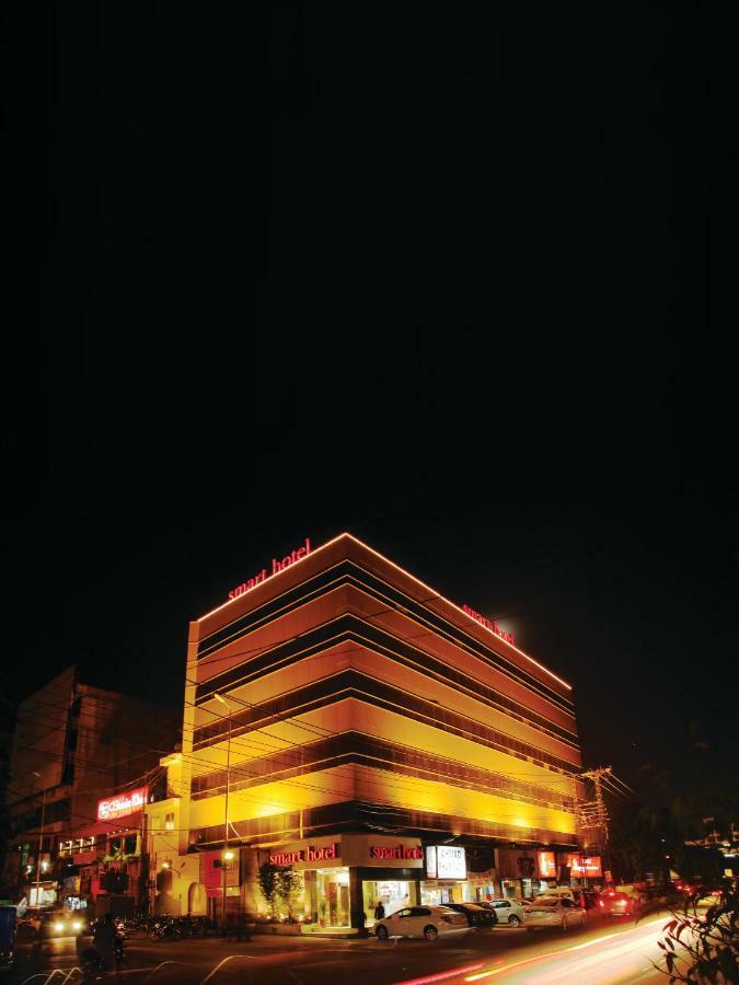 Smart Hotel Λαχόρη Εξωτερικό φωτογραφία
